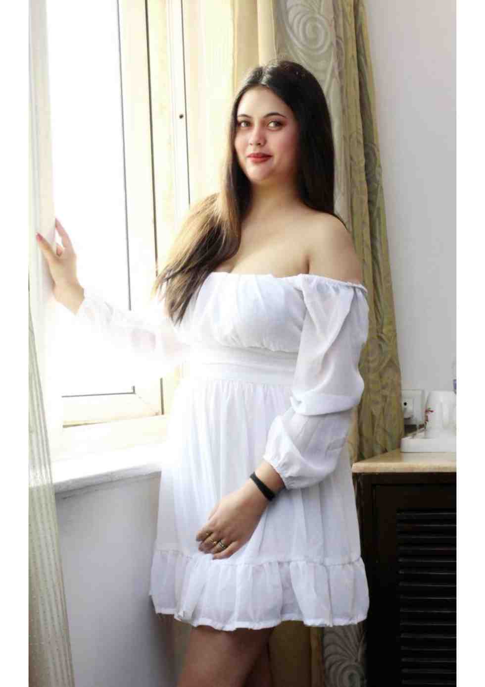 hot  call girls in Juhu